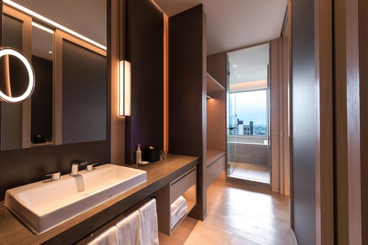 Mu Jiaoxi Hotel Экстерьер фото Bathroom