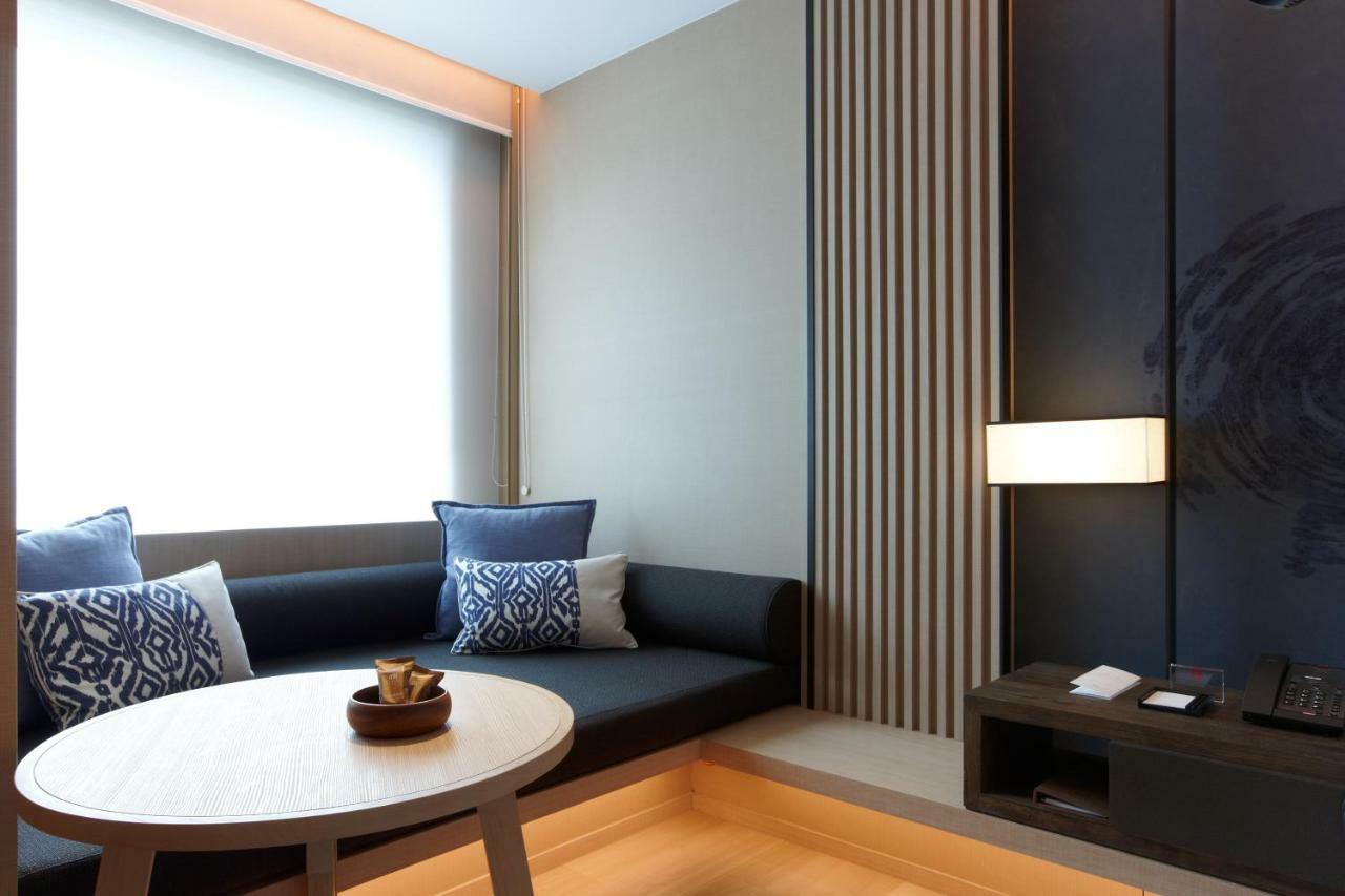Mu Jiaoxi Hotel Экстерьер фото A room at the hotel