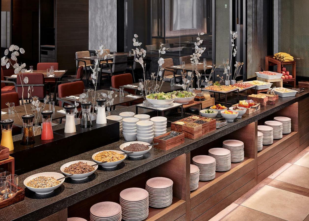 Mu Jiaoxi Hotel Экстерьер фото A buffet at a hotel